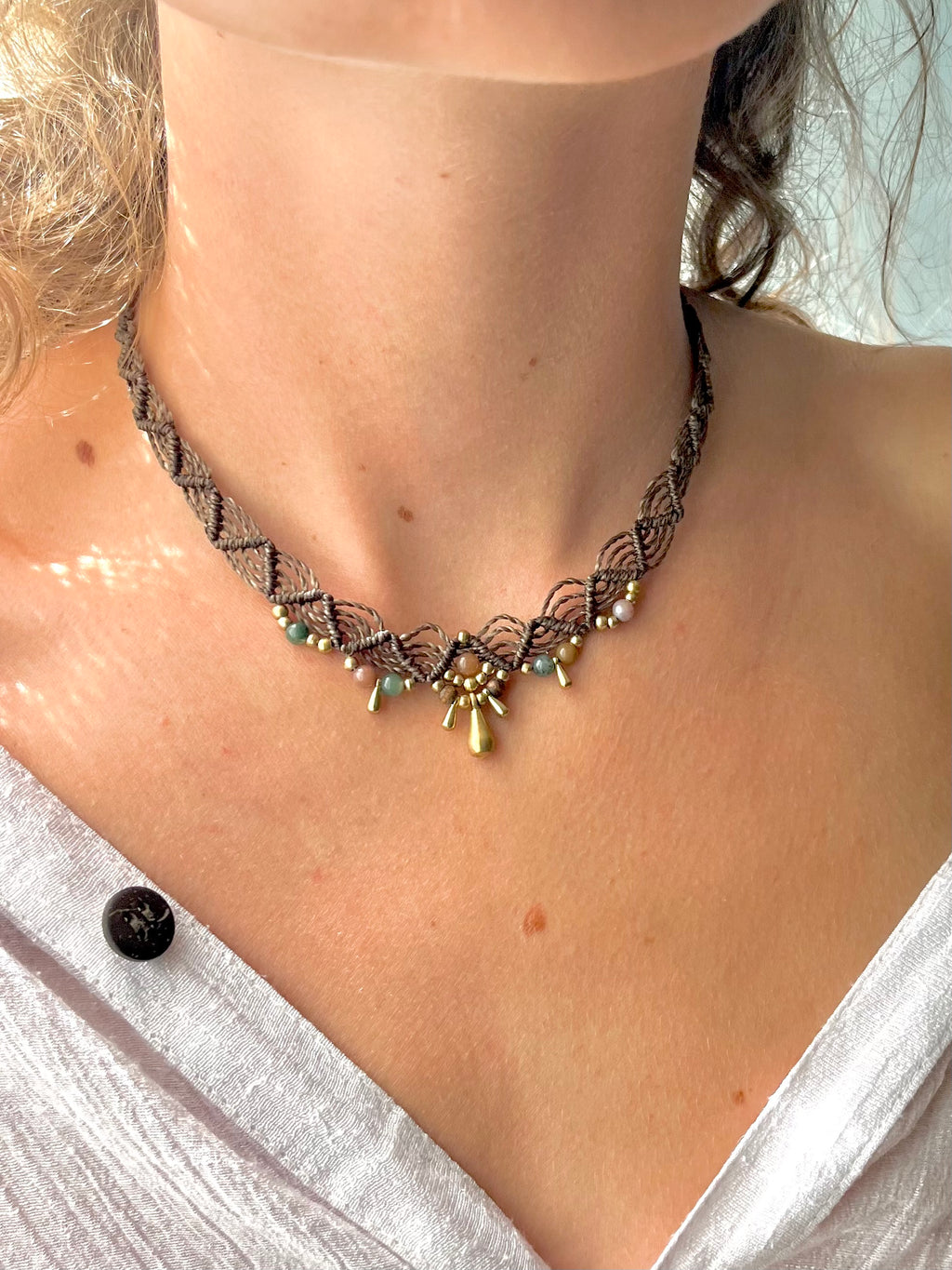 Boho choker necklace with indan agate stones🦋🍃☀️🌸