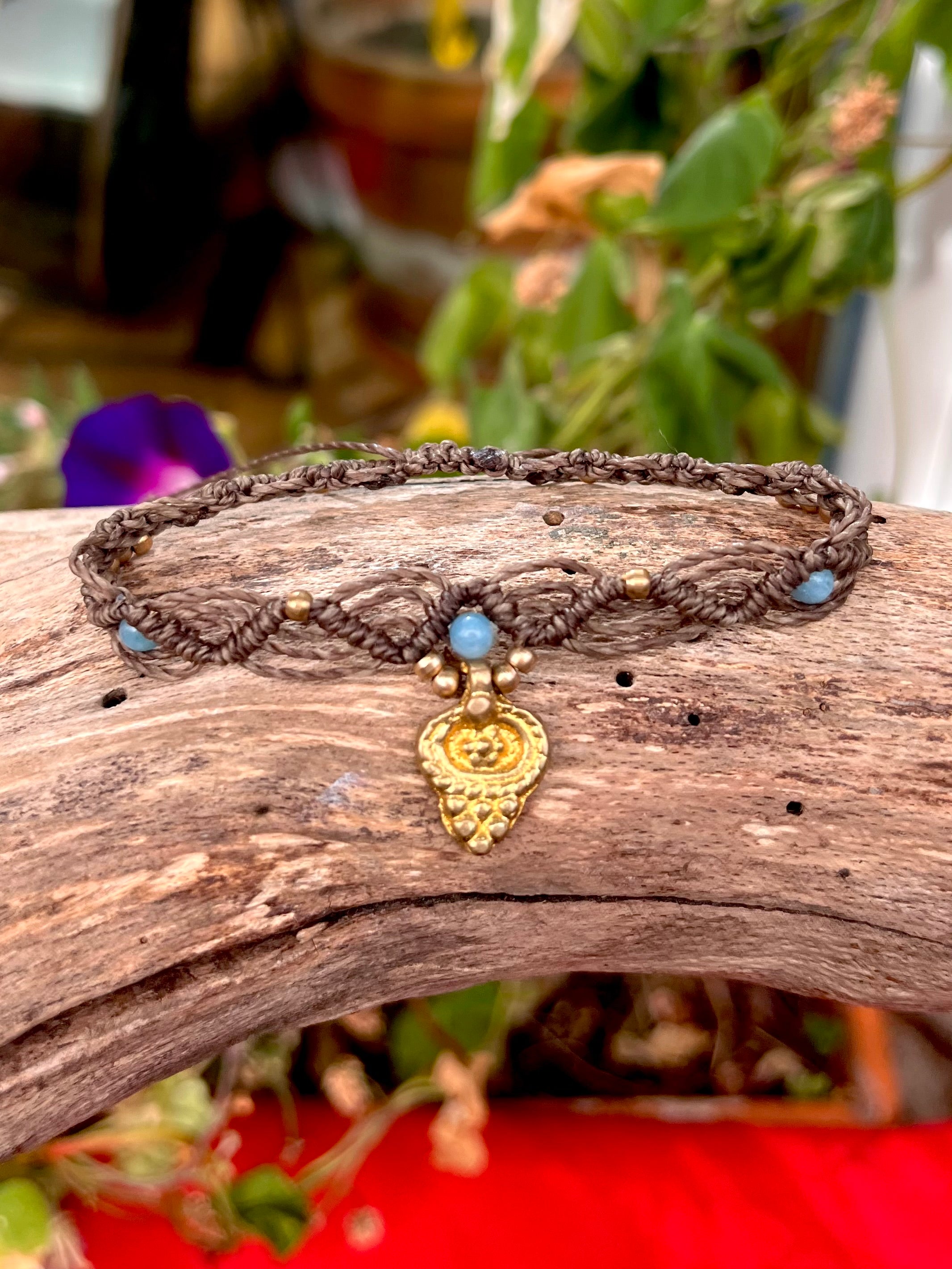 Makramee Armband mit Natursteinen