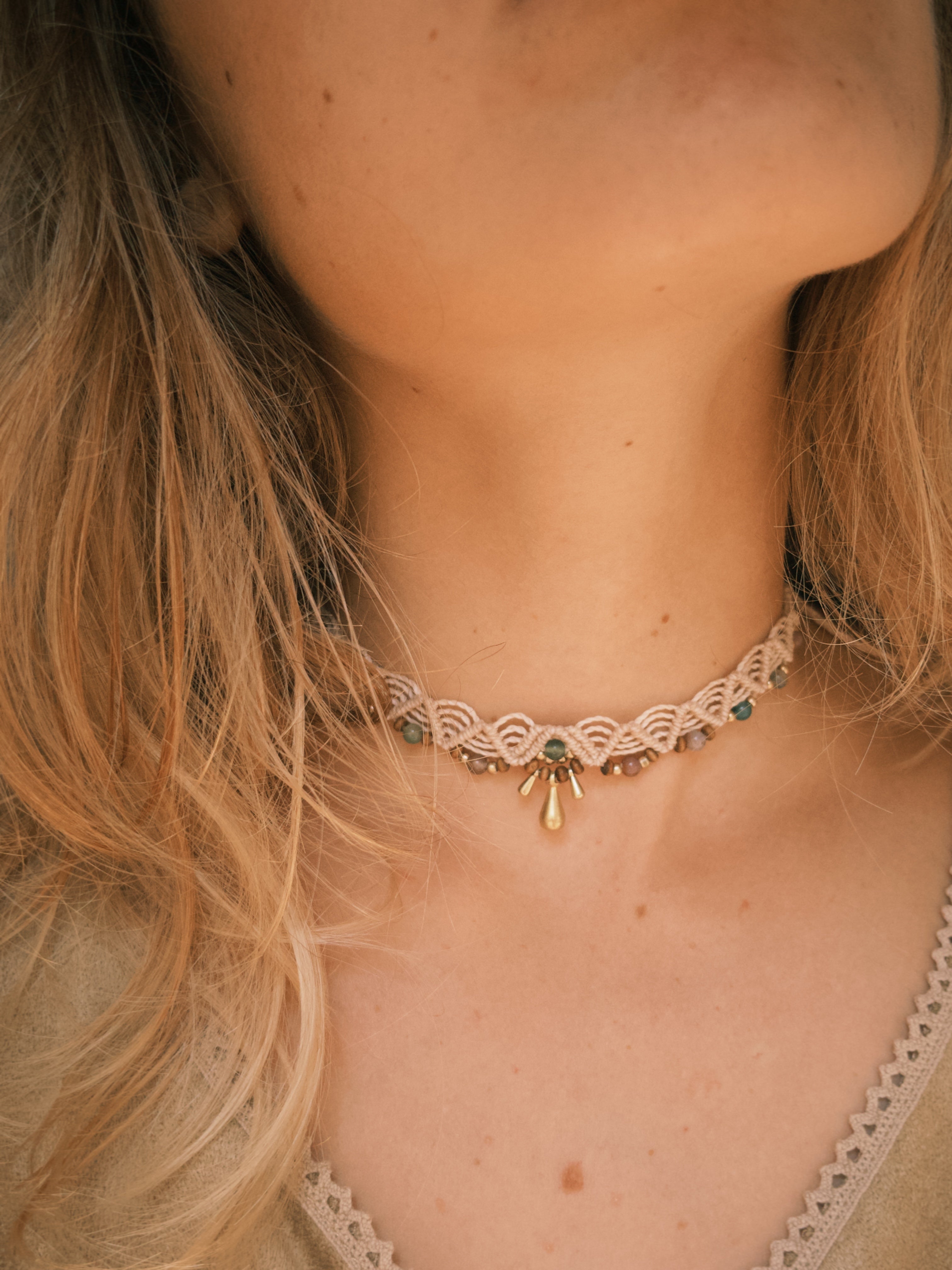 Indian agate choker