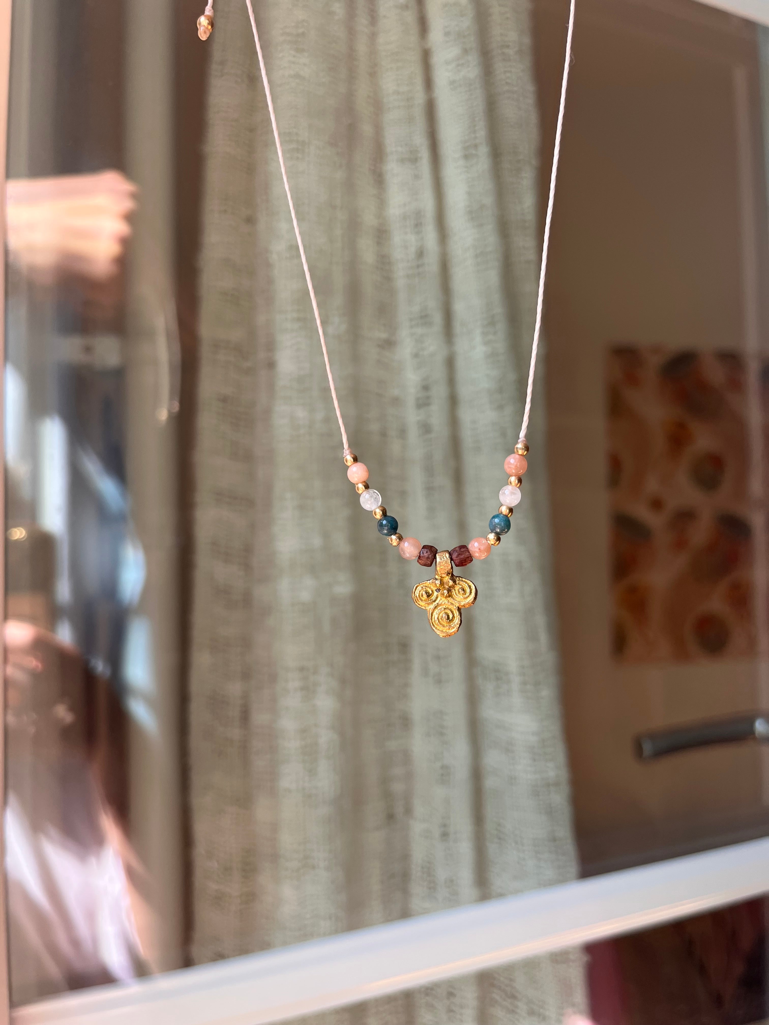 Mixed stones boho necklace