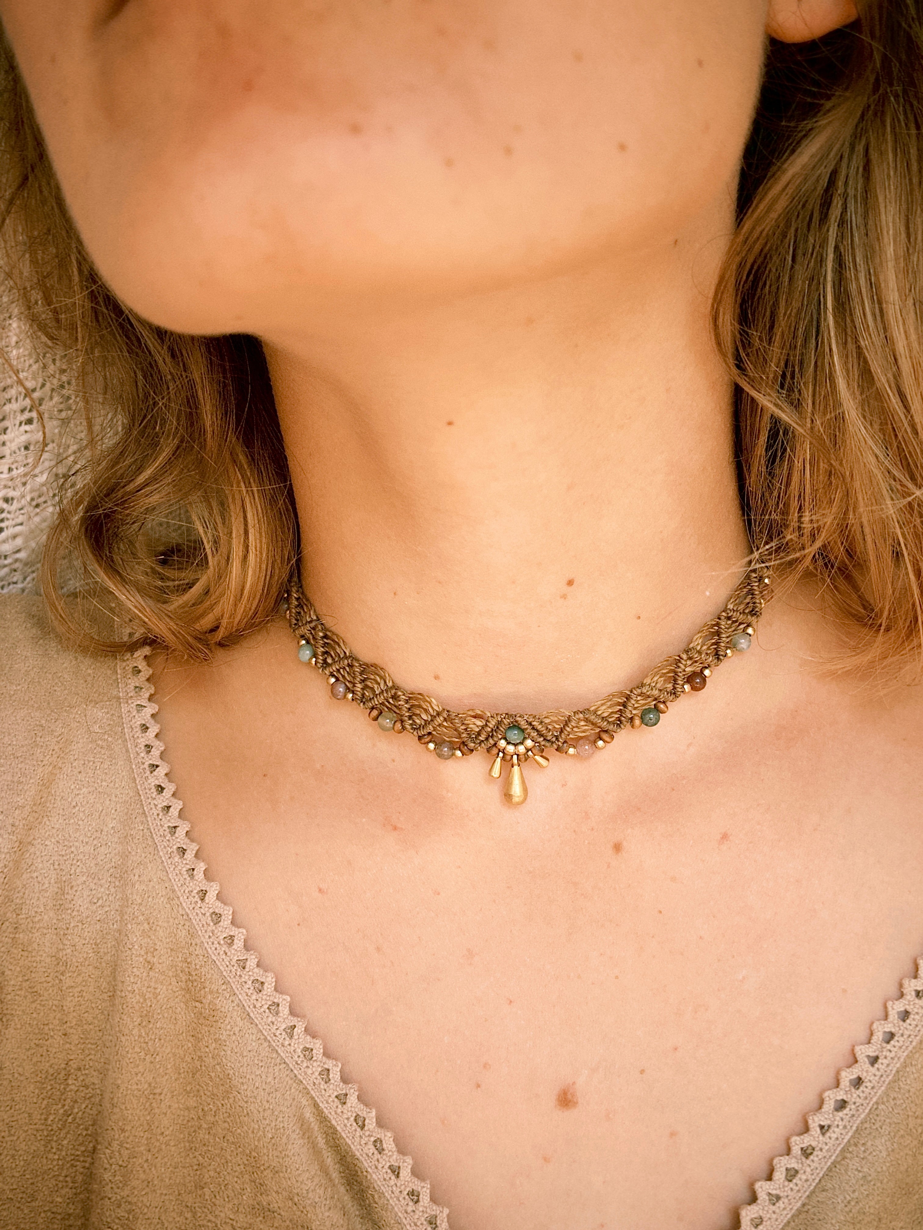 Indian agate choker
