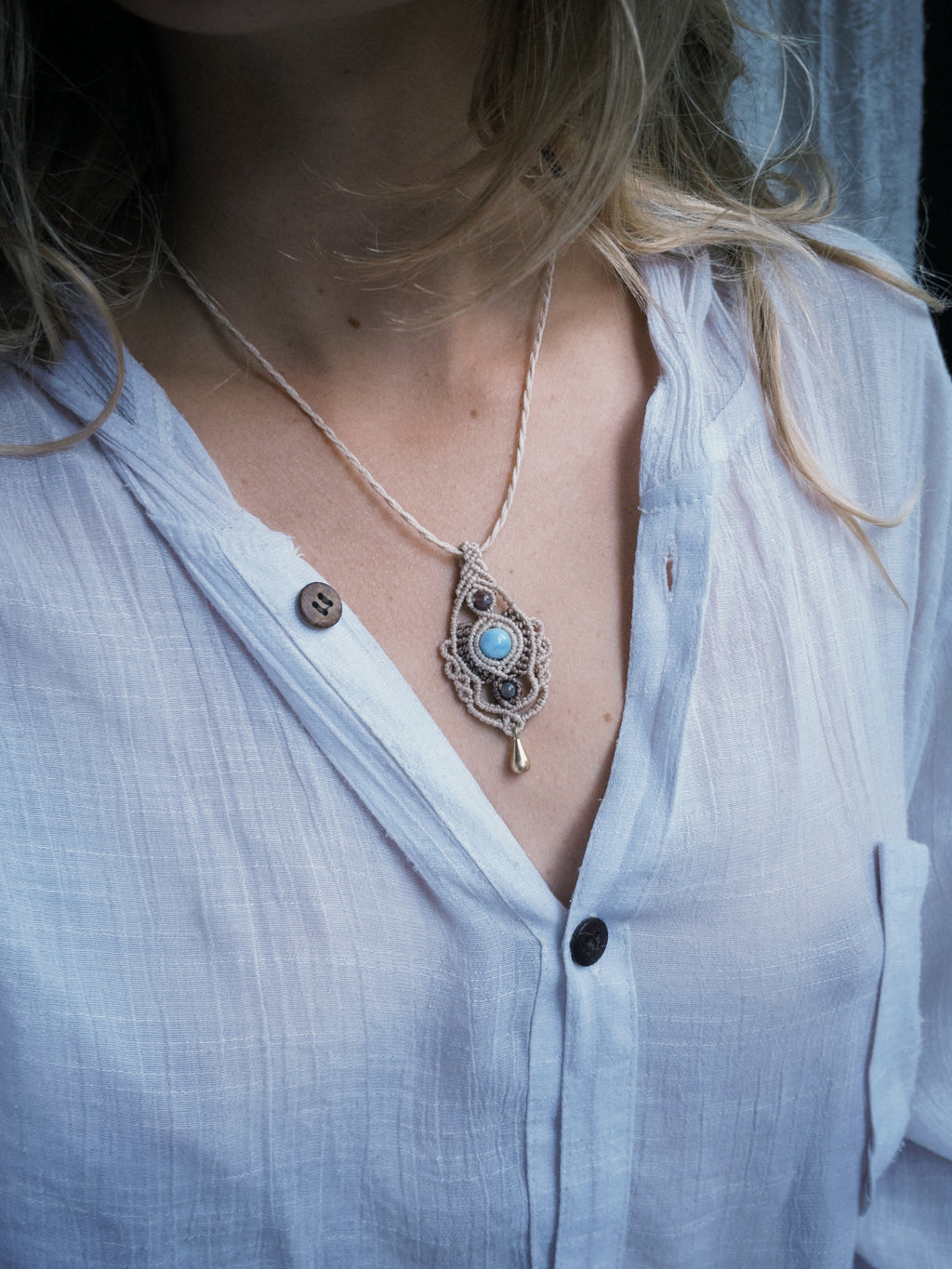 Boho Halskette mit Larimar Perle