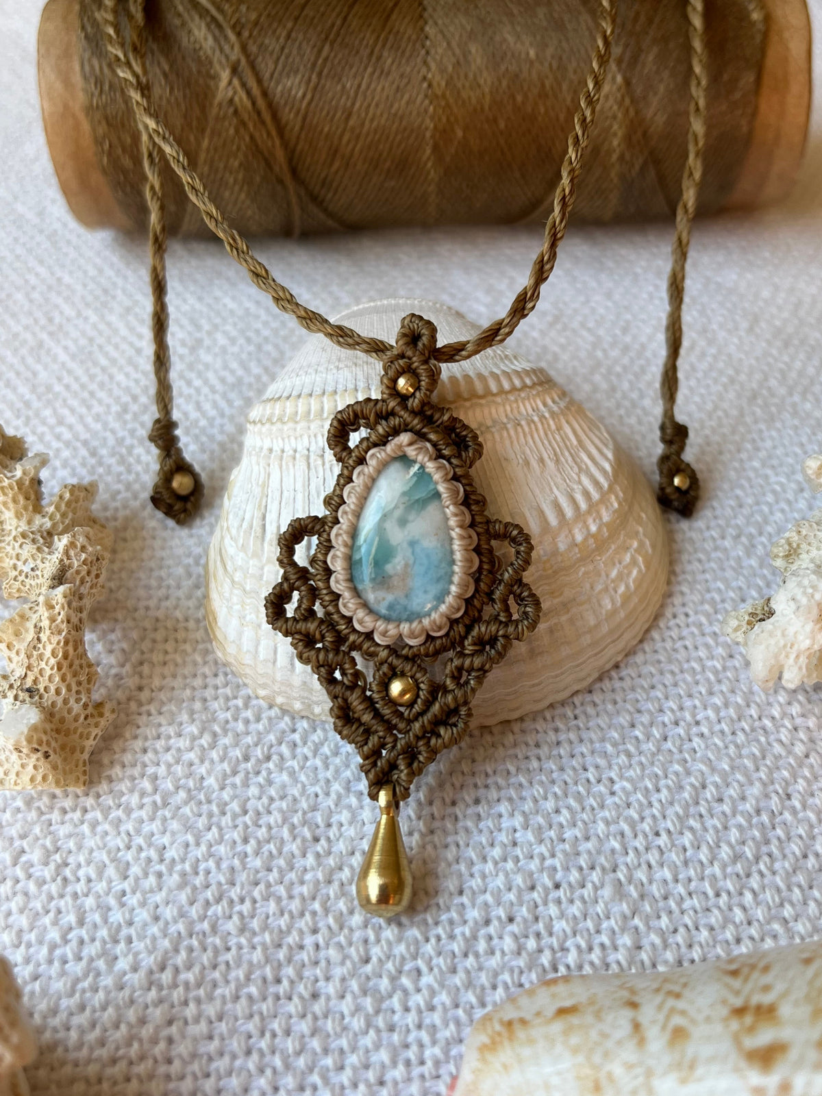 Larimar Halskette