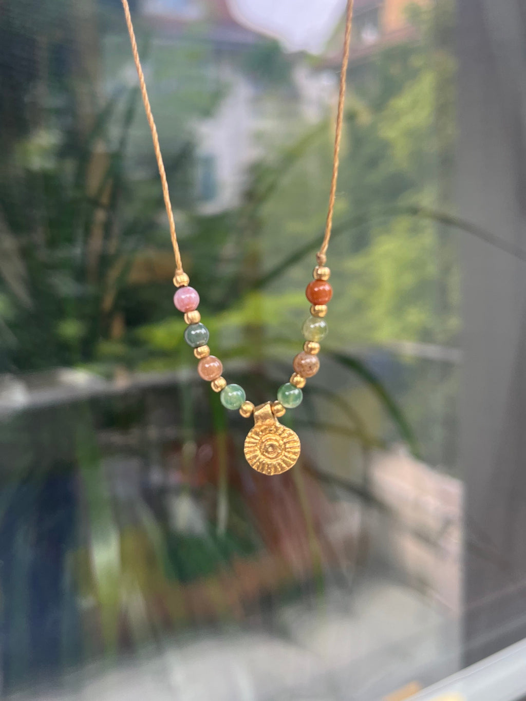 Indian agate beased necklace