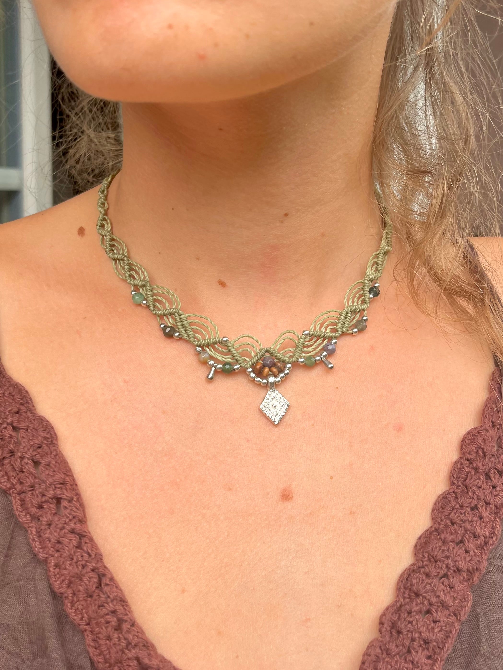 Choker Necklace 🍃☀️✨
