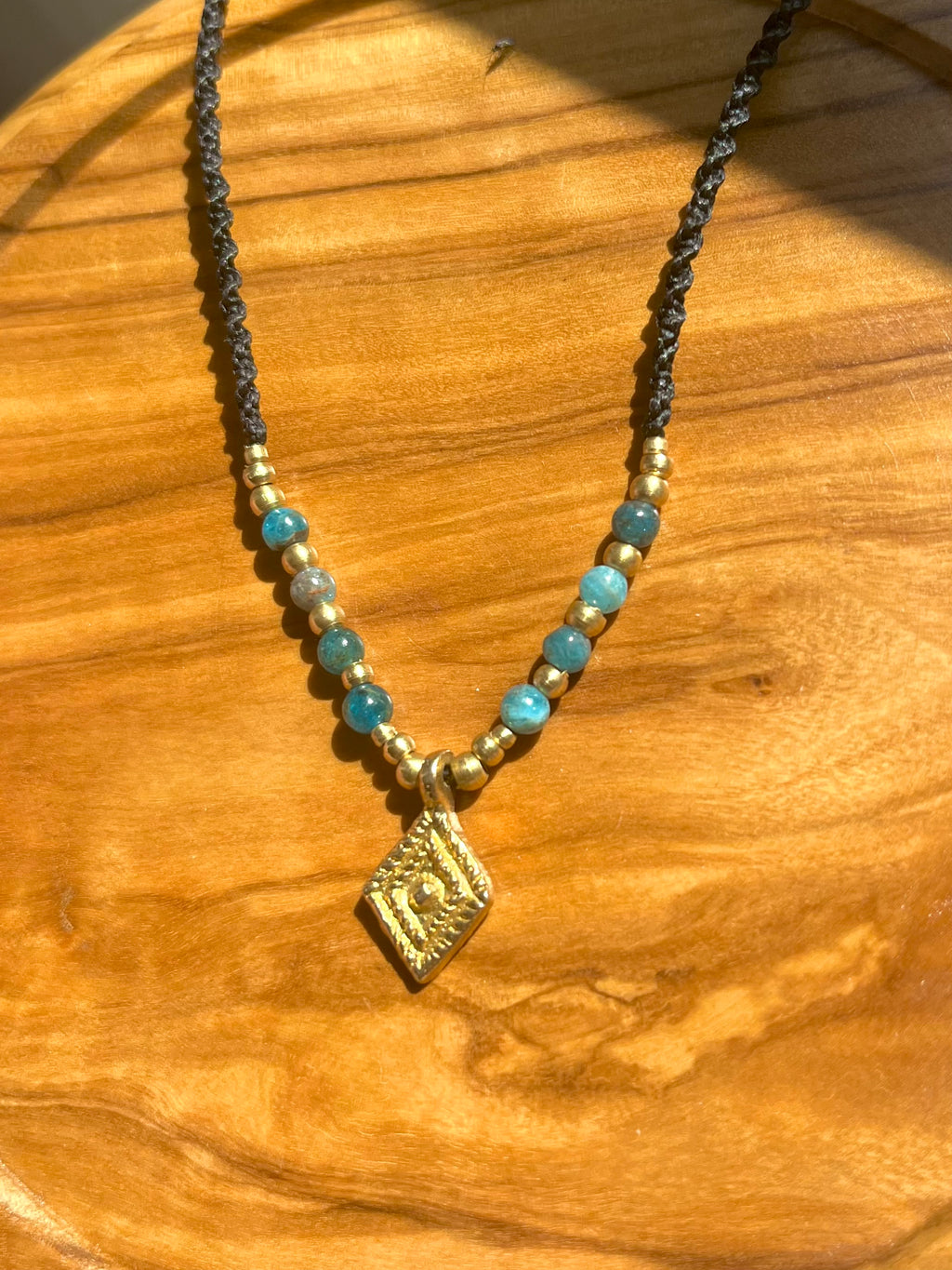 Apatite Pendant Necklace – Adjustable Boho Gemstone Necklace