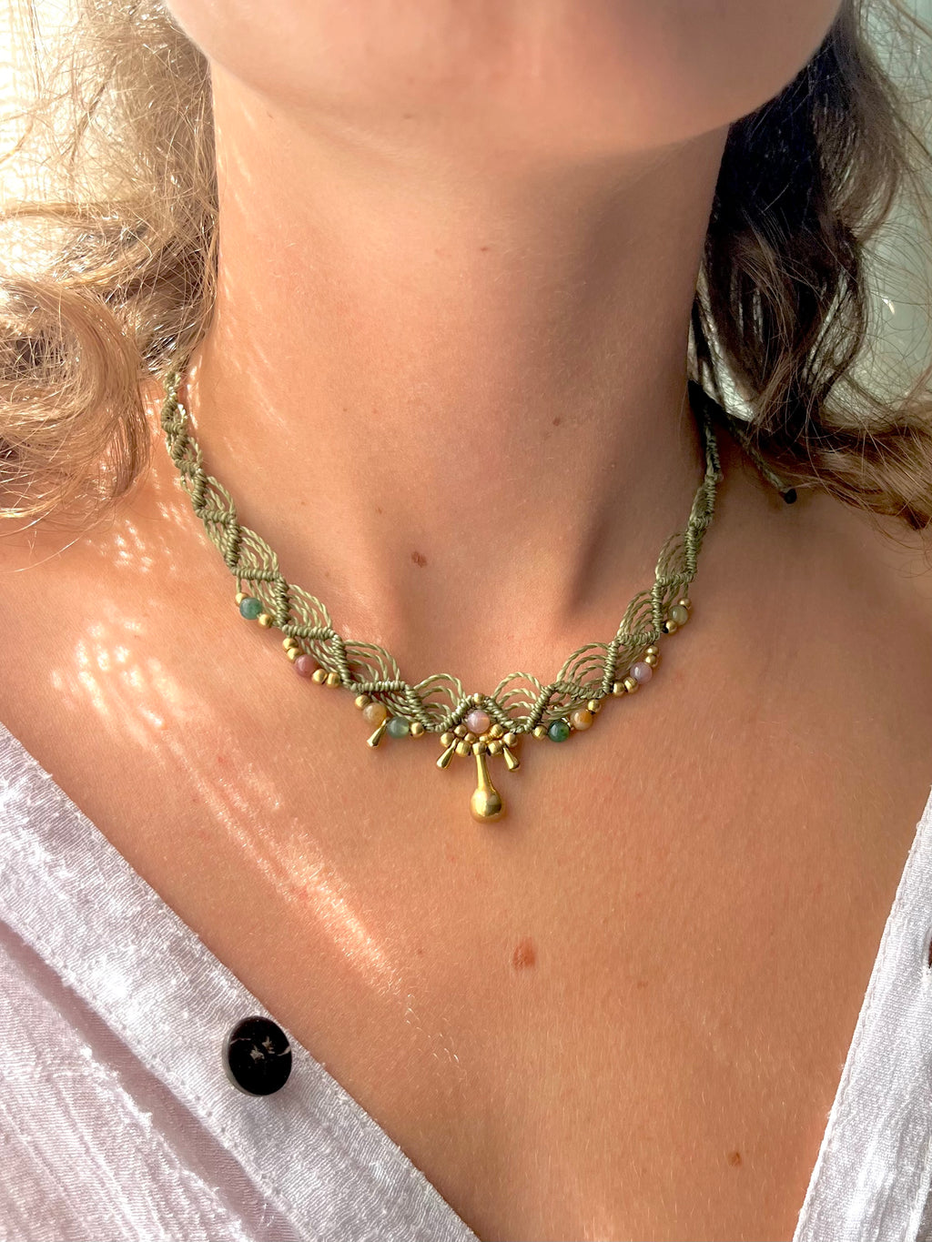 Boho choker necklace with indan agate stones🦋🍃☀️🌸