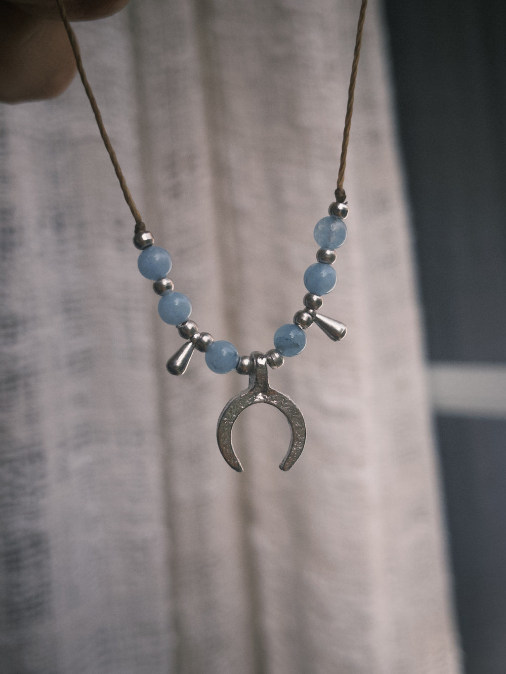 Angelit Steinkette mit Mondanhänger🌙