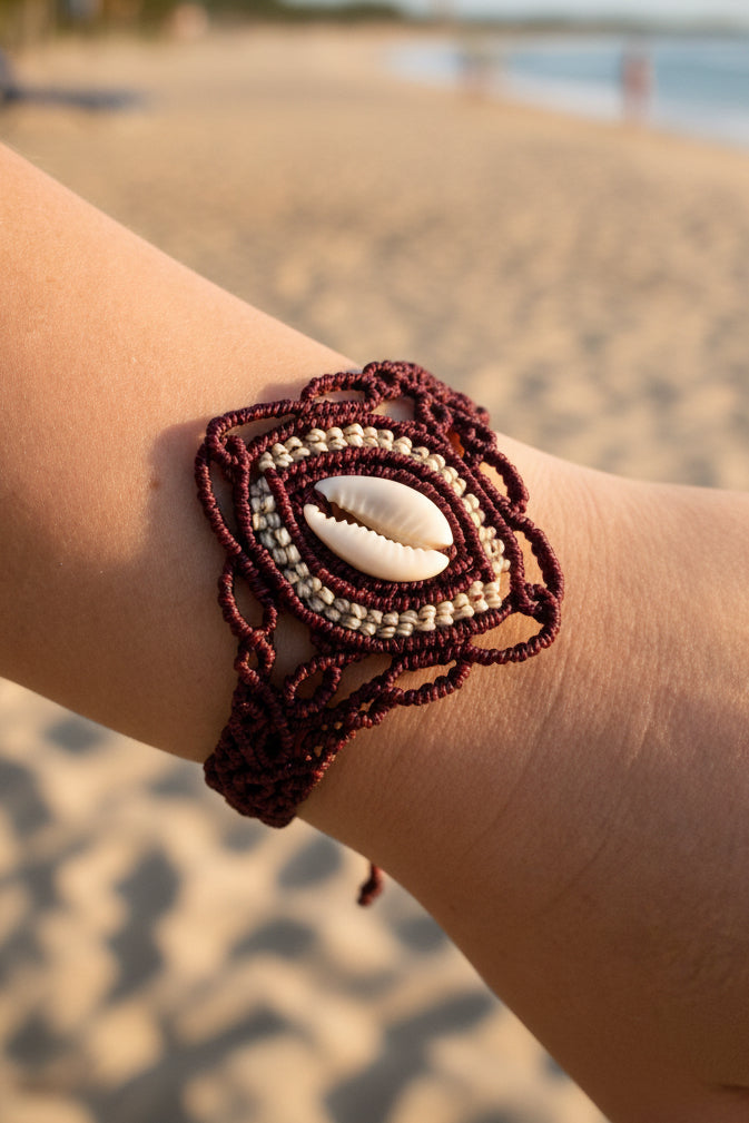 Boho Macrame Bracelet with Cowrie Shell