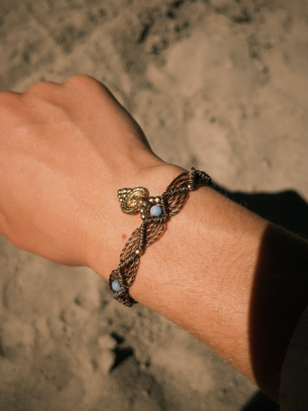 Makramee Armband mit Natursteinen