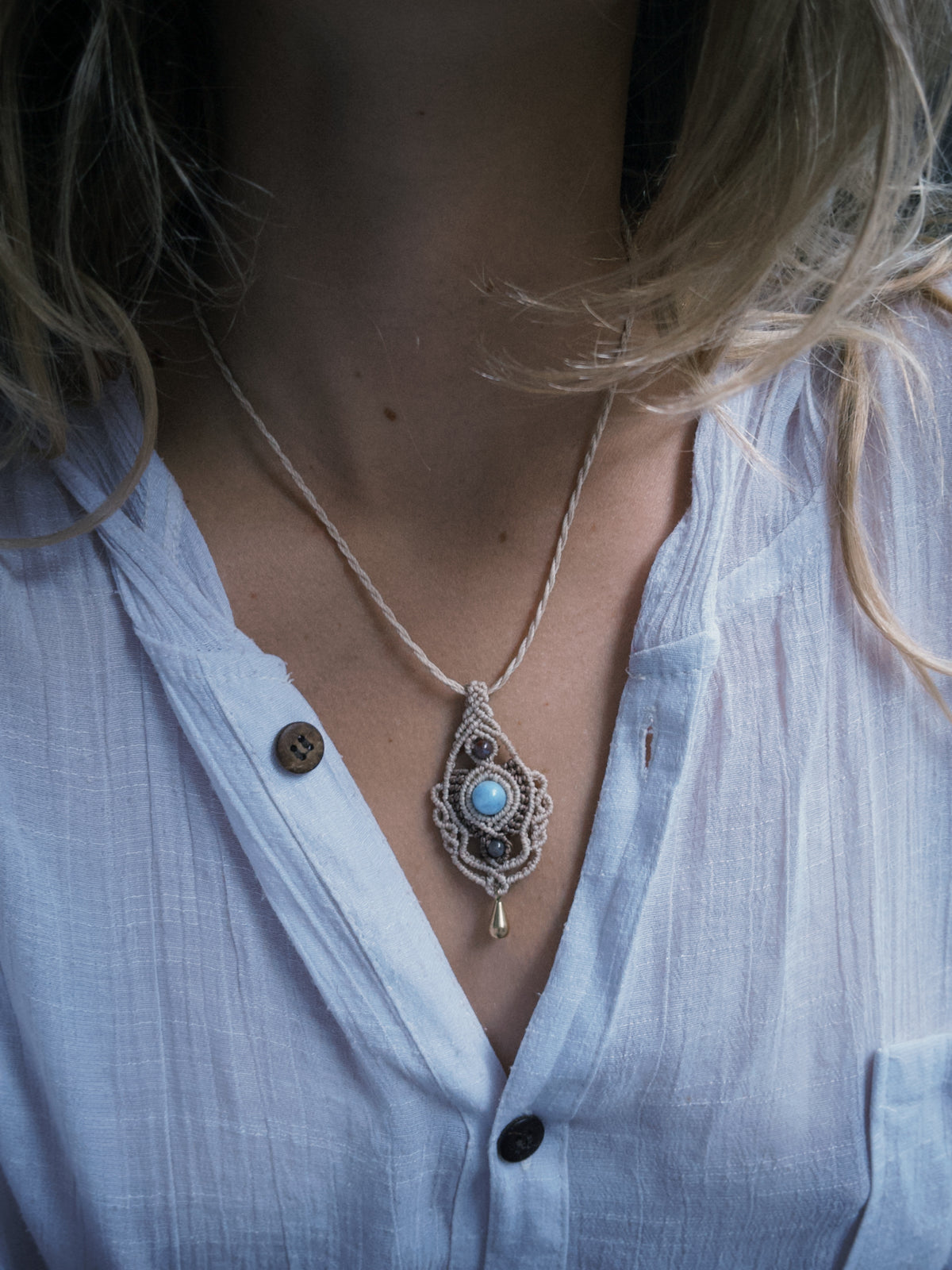 Boho Halskette mit Larimar Perle