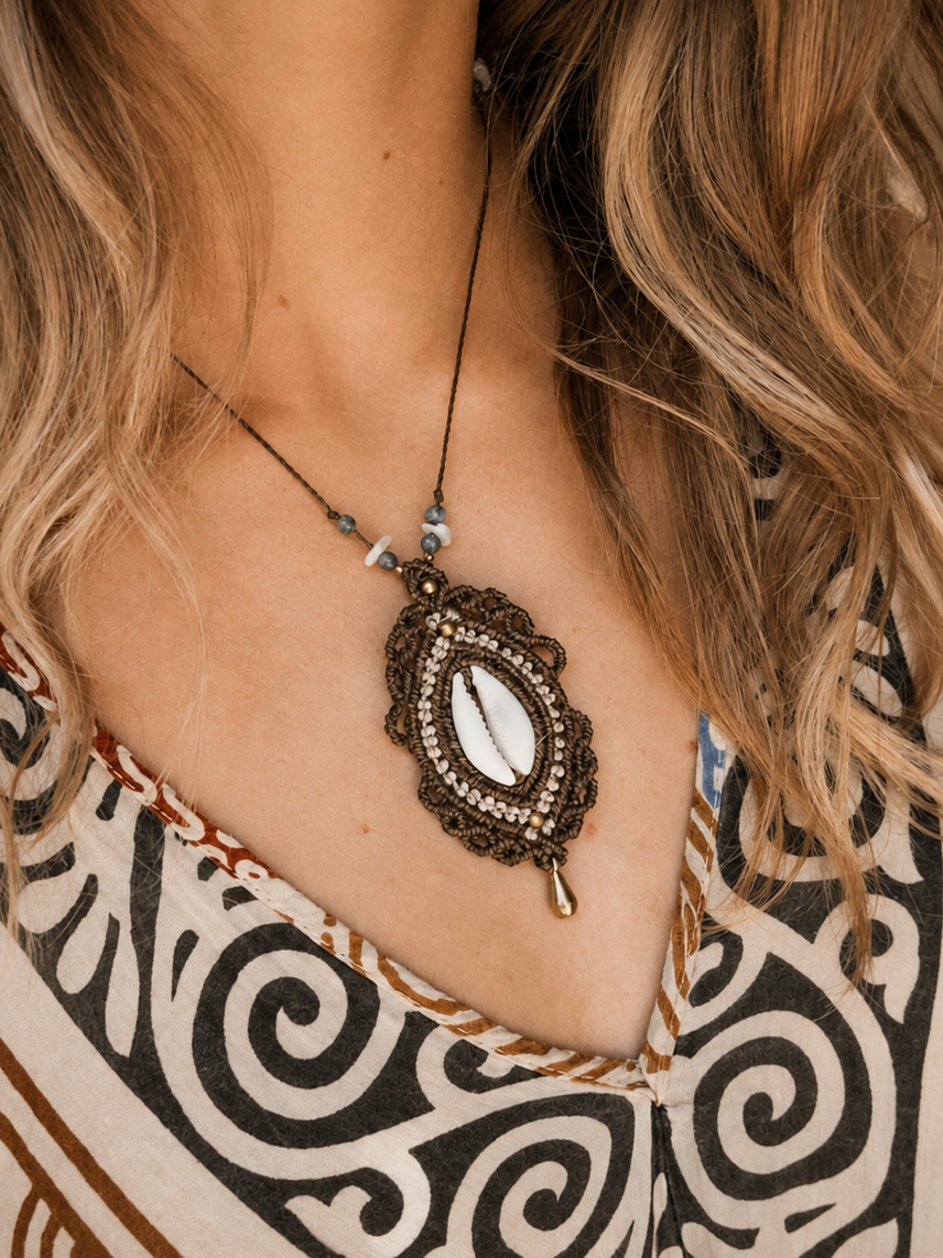 Macrame Shell Necklace