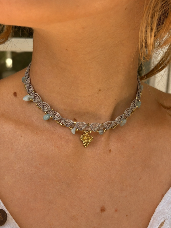 Greyblue choker necklace